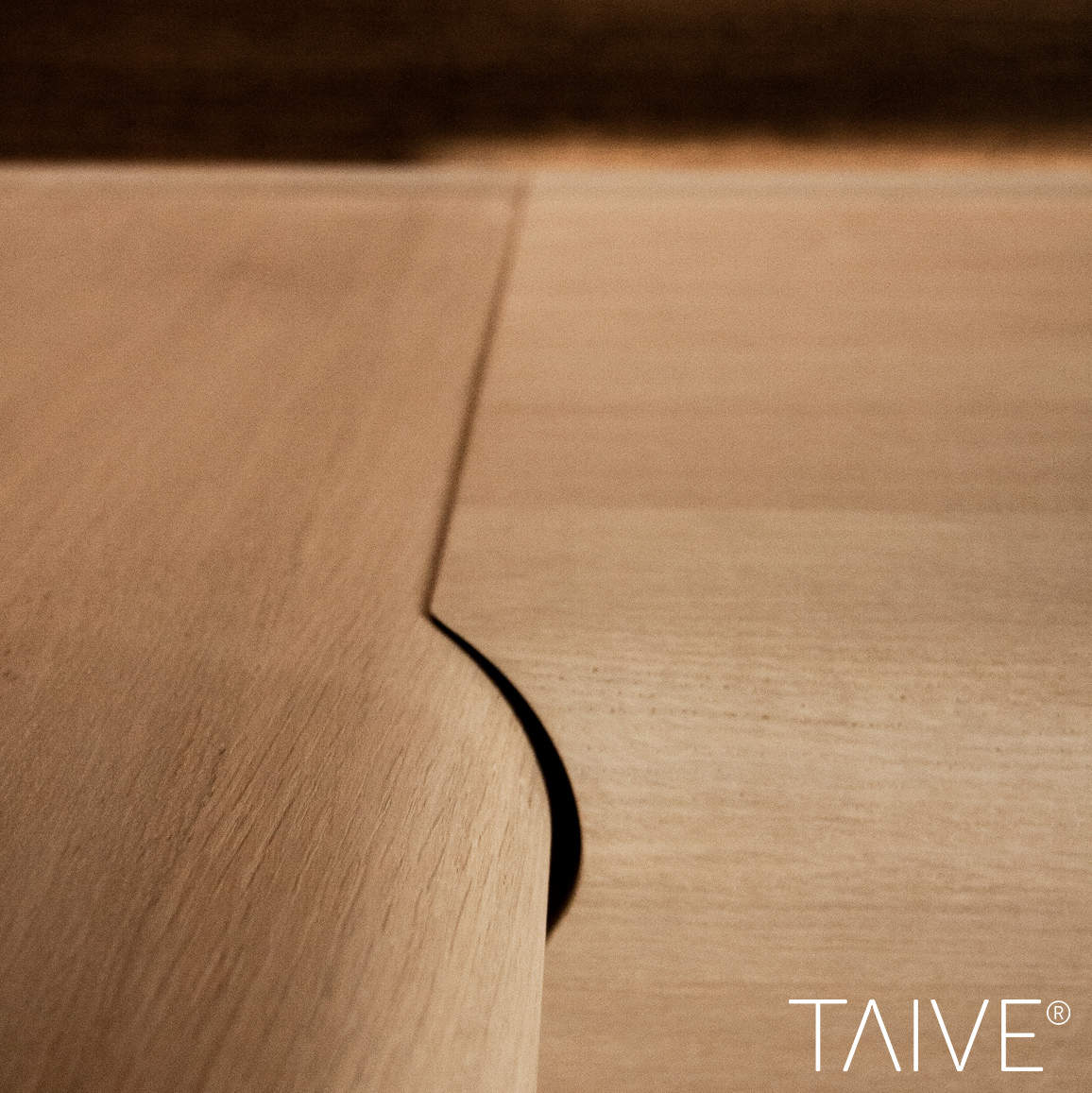 Taive laude jämäkällä rakenteella